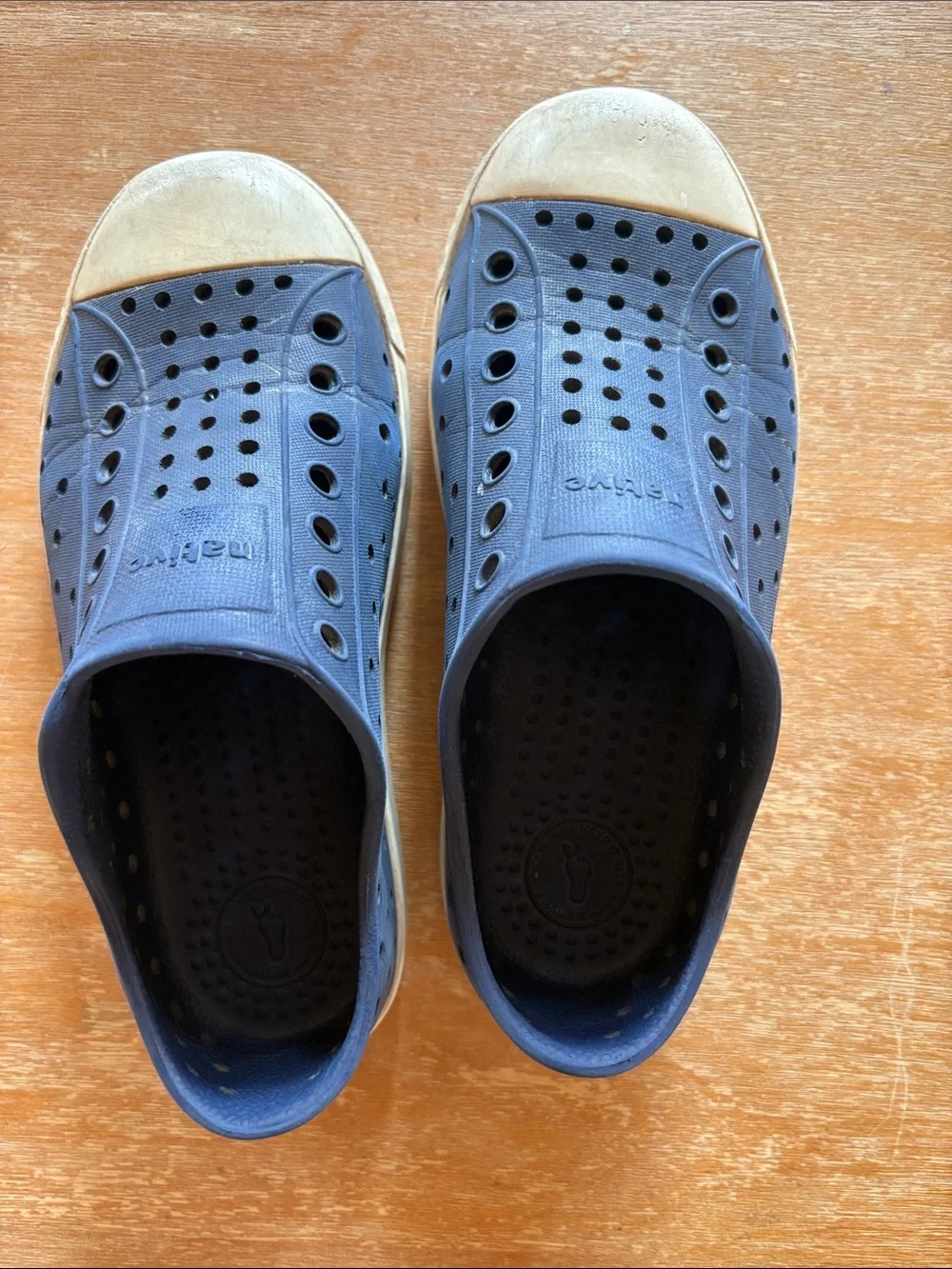 Native Kids Slip-On water shoes navy